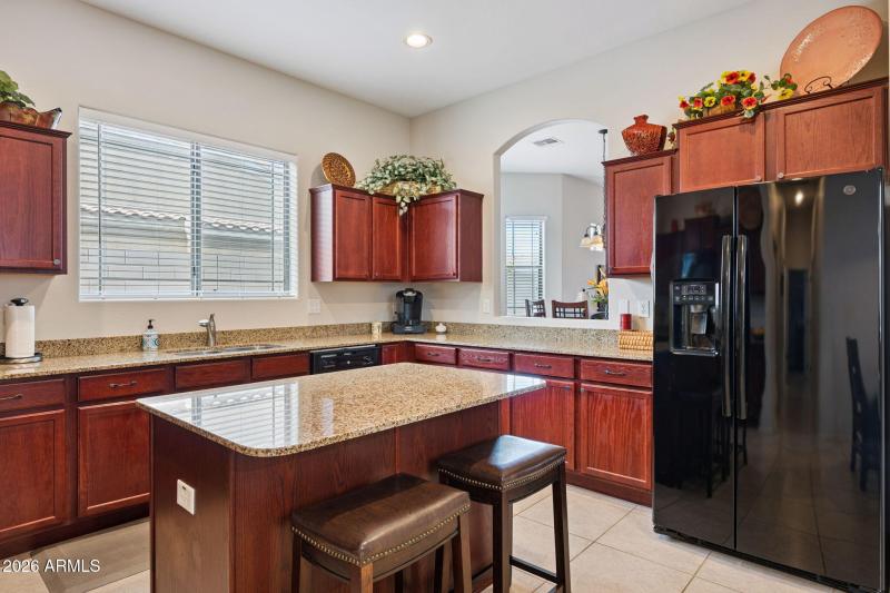 12-web-or-mls-6202-e-mckellips-rd-unit-1