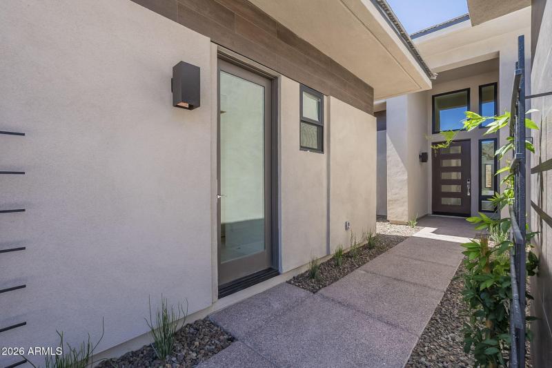 4-web-or-mls-Highland-4