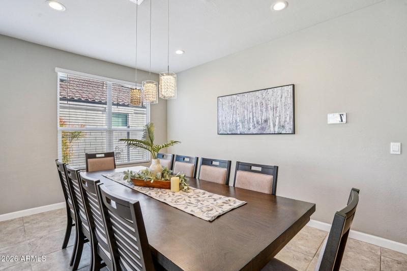 12-web-or-mls-W Nina St-S3001-010