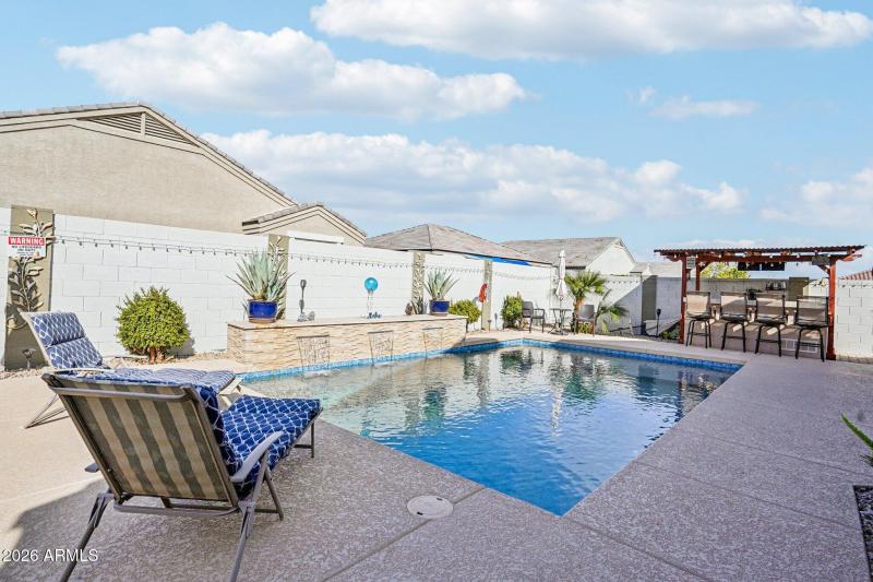 44-web-or-mls-W Nina St-S3001-042