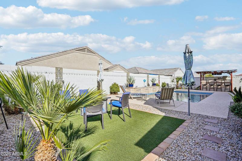 45-web-or-mls-W Nina St-S3001-043