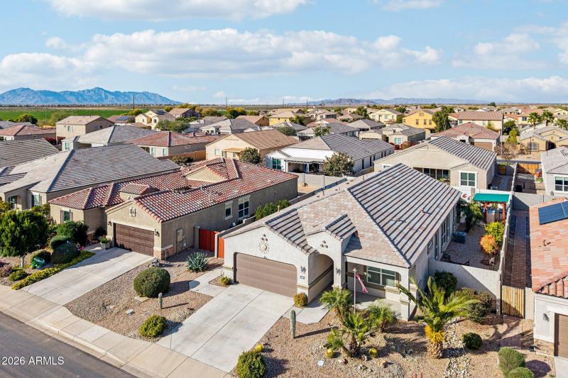 51-web-or-mls-W Nina St-S3001-049