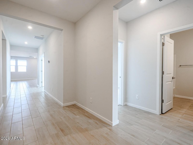 07_Rancho-Vista_Affordable-Surprise-Home