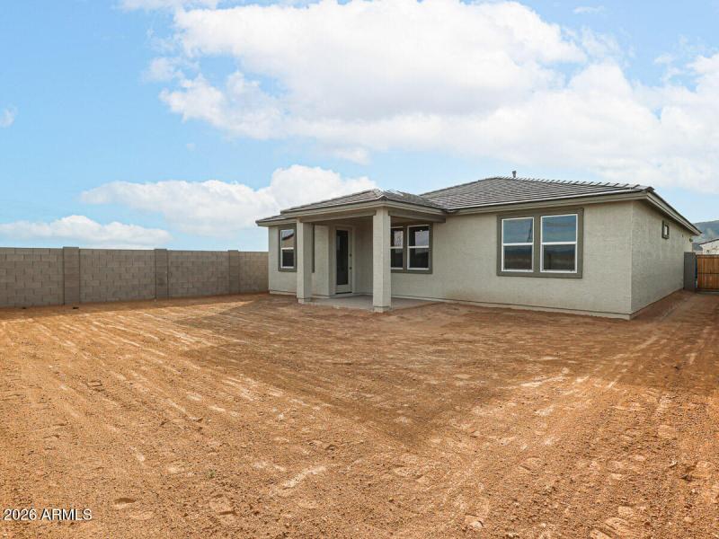 40_Rancho-Vista_Affordable-Surprise-Home