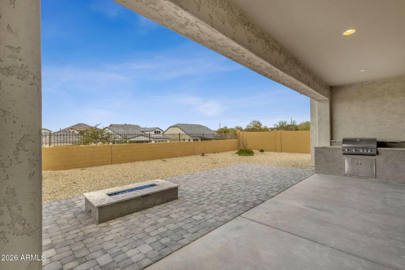 43-web-or-mls-5924-e-redmont-dr