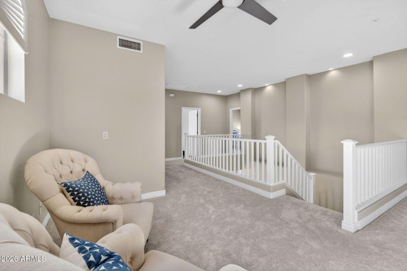 029_41-web-or-mls-50-_e_butherus_dr_375