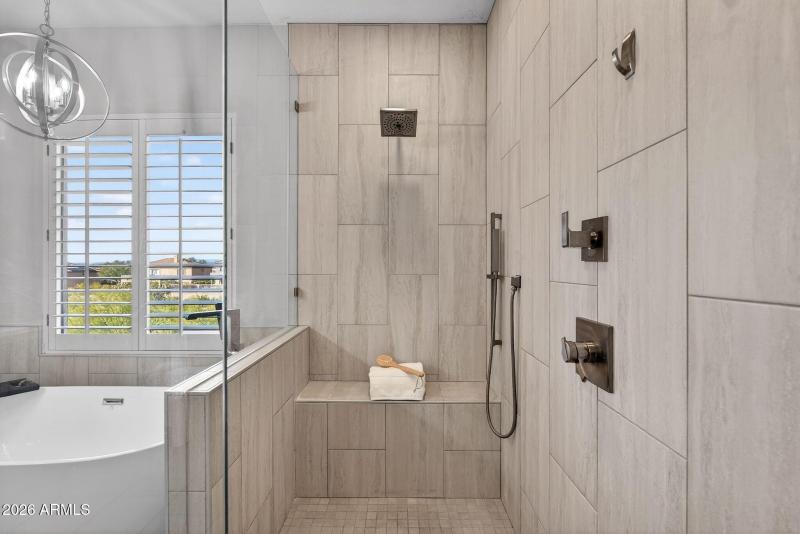 035_60-web-or-mls-69-_e_butherus_dr_56