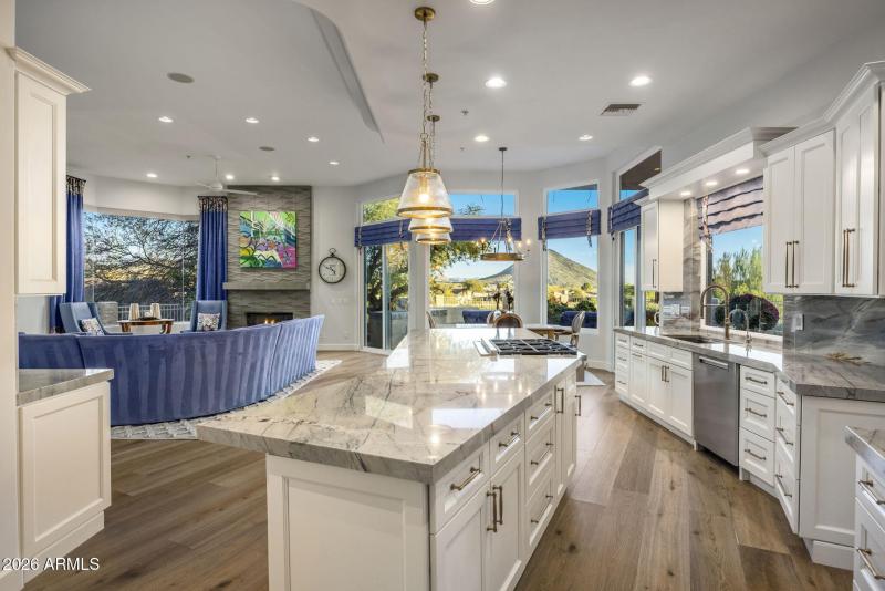 23-web-or-mls-D46A2002