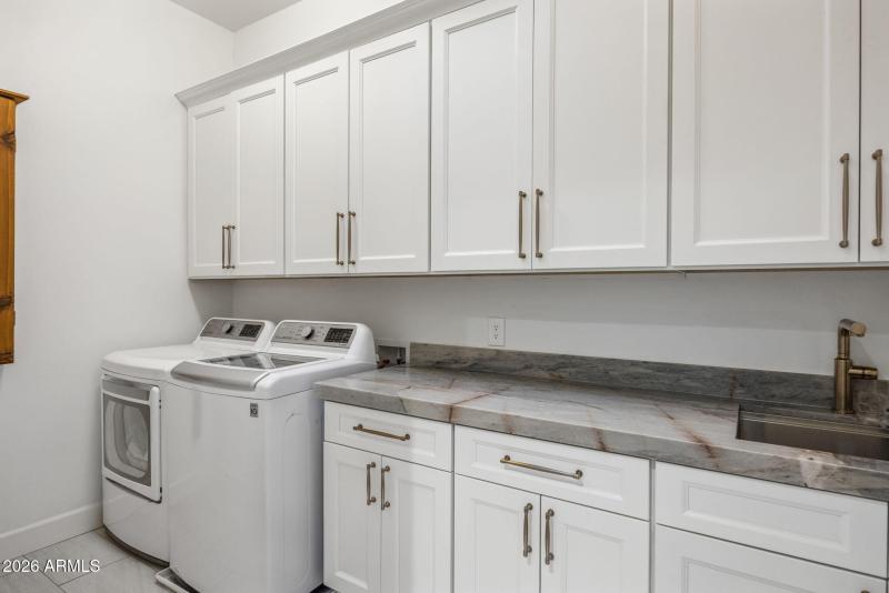 32-web-or-mls-D46A2045