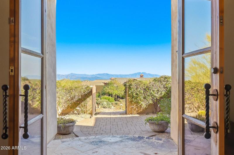 Four Peak Mountain Views