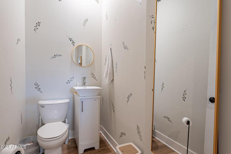 35-web-or-mls-Vaughn-35