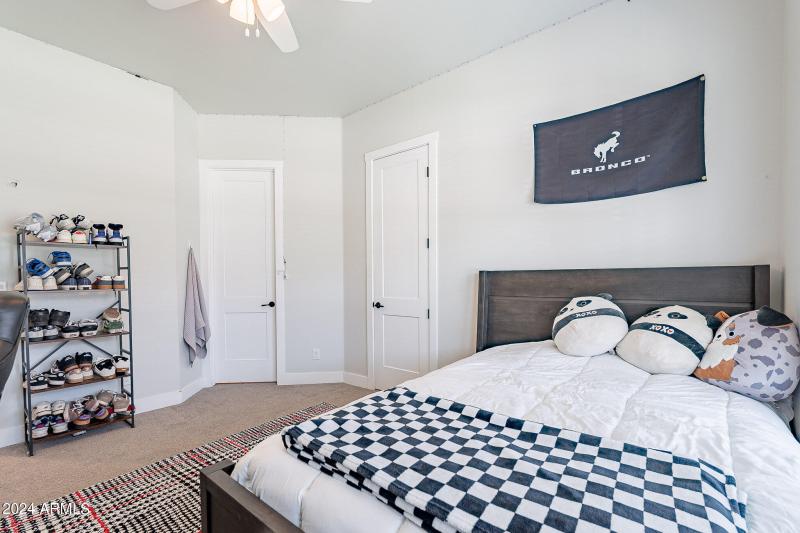 38-web-or-mls-Vaughn-38