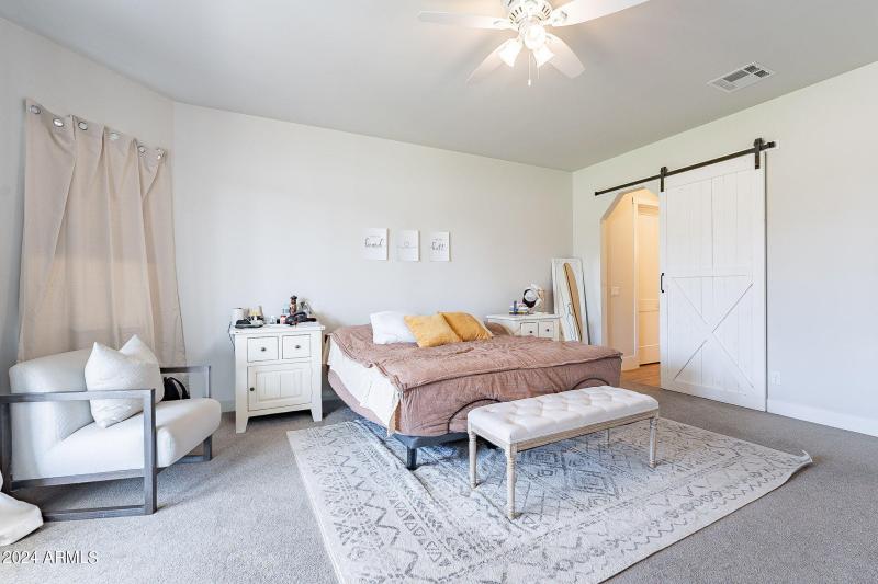 108-web-or-mls-Vaughn-43 (Edited)