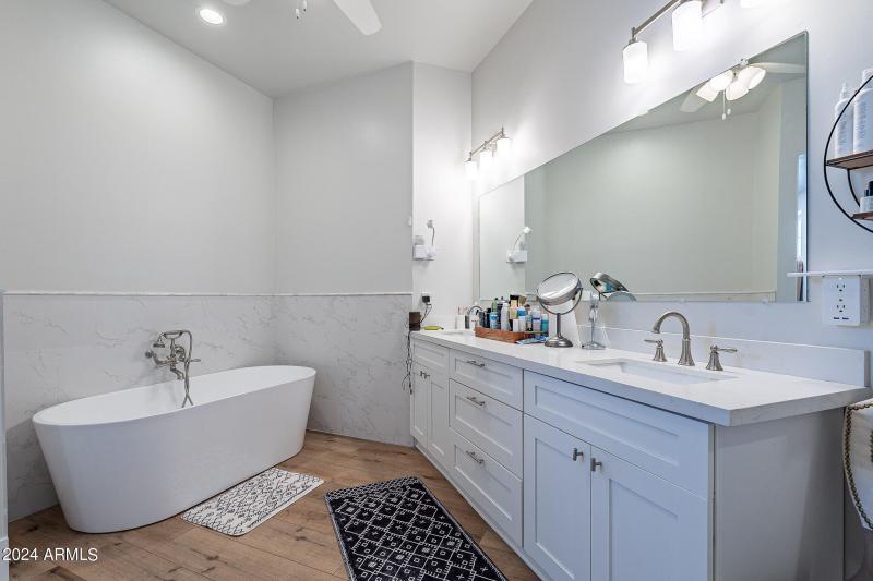 44-web-or-mls-Vaughn-44