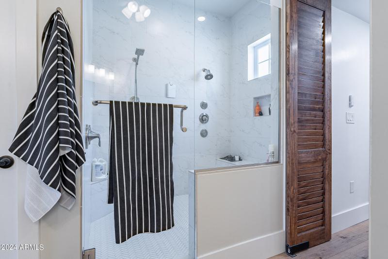 46-web-or-mls-Vaughn-46