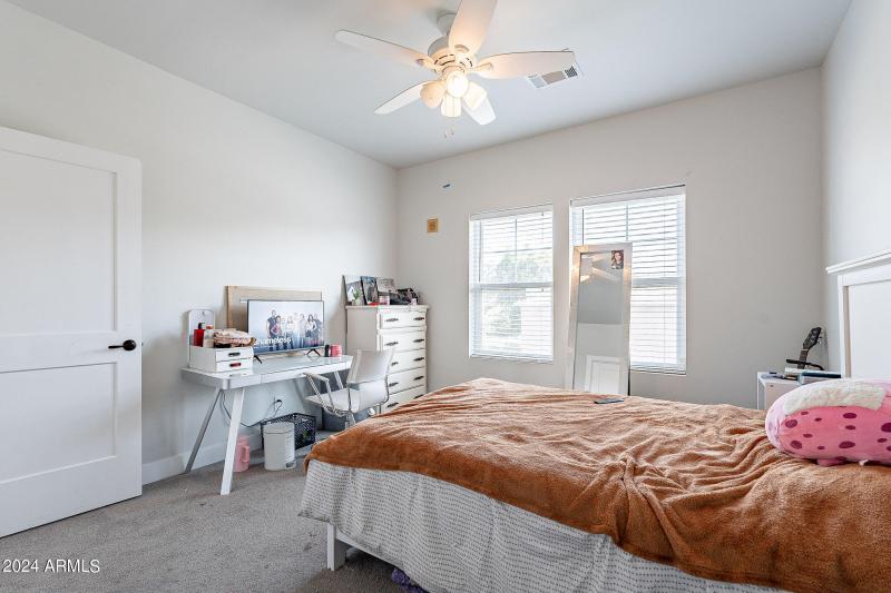 49-web-or-mls-Vaughn-49