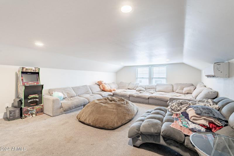 55-web-or-mls-Vaughn-55