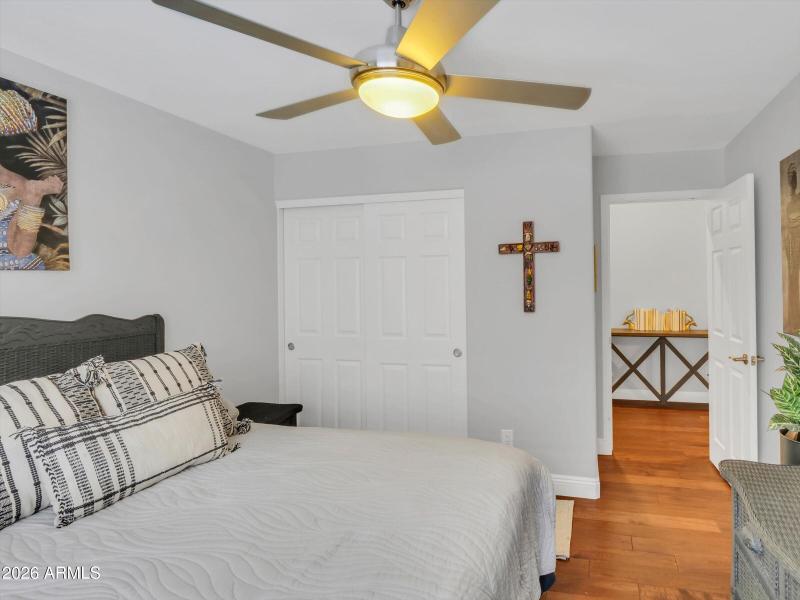 16-14815 S 13th Pl-16