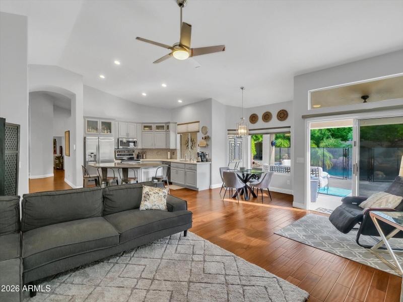 33-14815 S 13th Pl-33