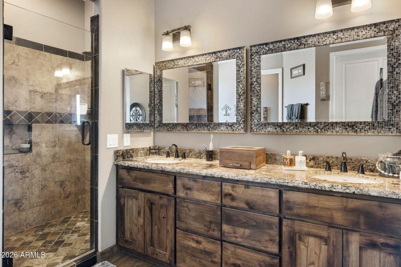 22-Primary Bathroom (2)