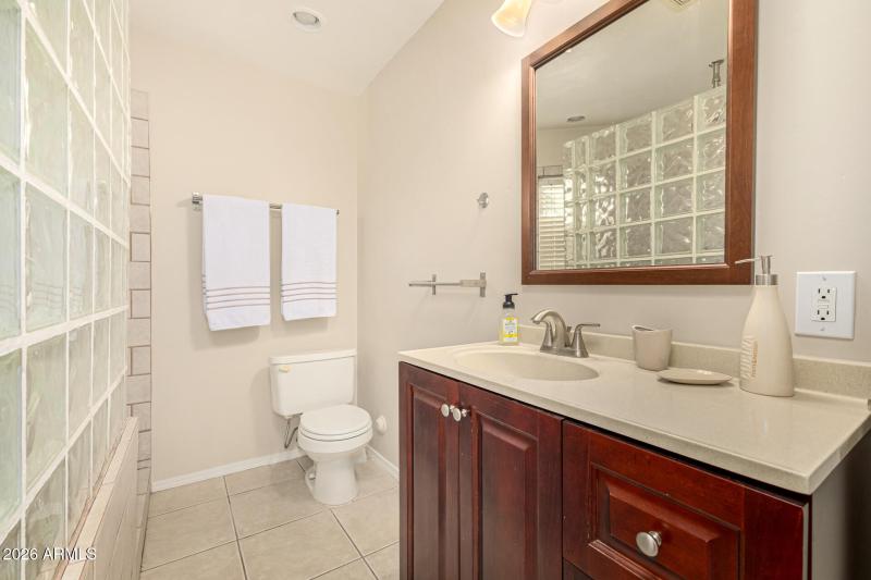 14 Master Bathroom