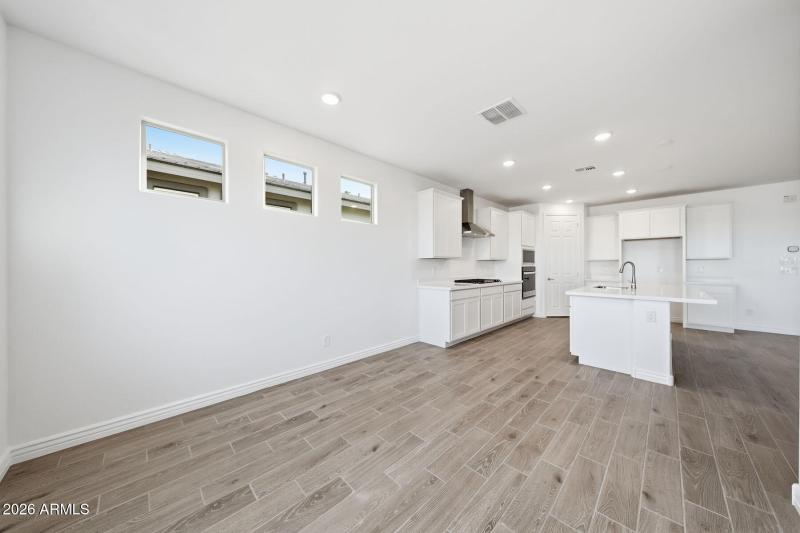 PHX_Miravida_Lot 1176_Harbor_14784_Dinin