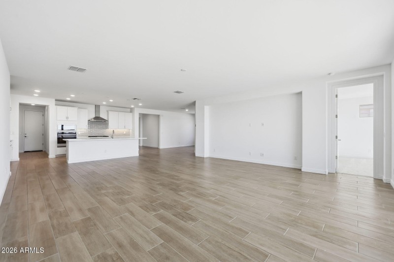 PHX_Miravida_Lot 1044_Imperial_14777_Gre