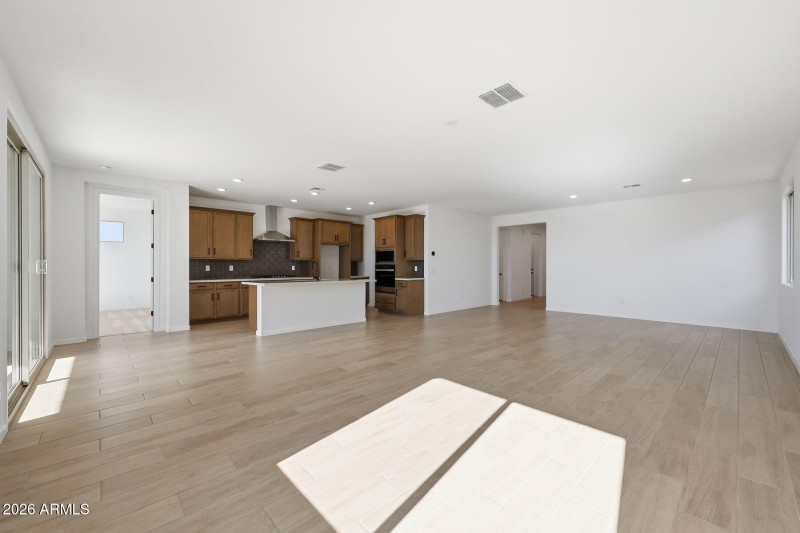 PHX_Landmarke_Lot 1063_Cobalt_705_Greatr