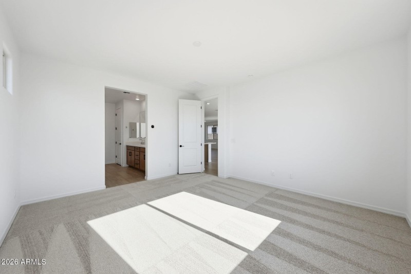 PHX_Landmarke_Lot 1063_Cobalt_705_owners