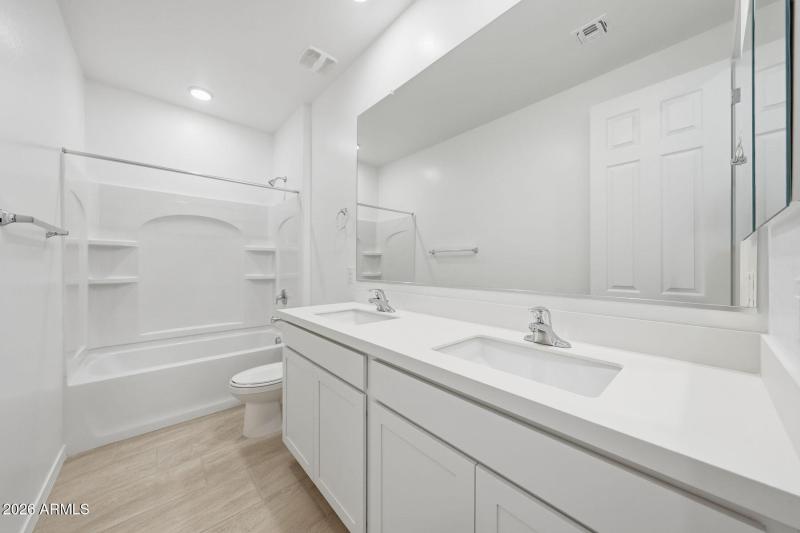 PHX_Empire Pointe_Lot 5025_Dove_23015_ba