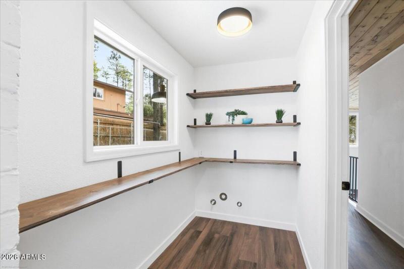 14-Walk-through Pantry_Storage