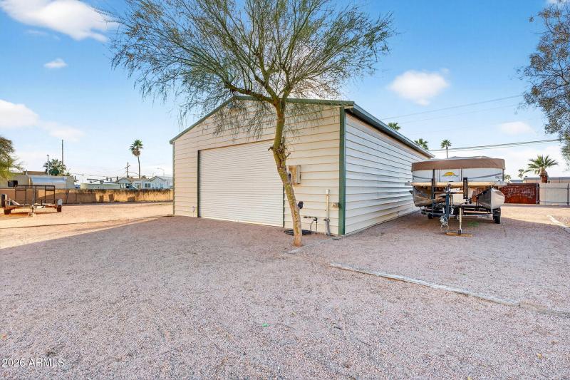 74-web-or-mls-06-W Greasewood St (1)