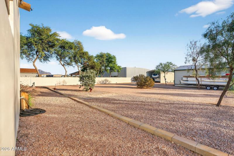 86-web-or-mls-12-W Greasewood St (1)