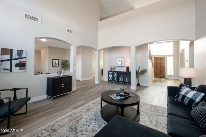 32-web-or-mls-Qp-9548