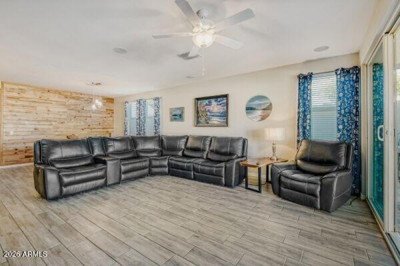 13565588_24-510-17_photo_print__q80_w600