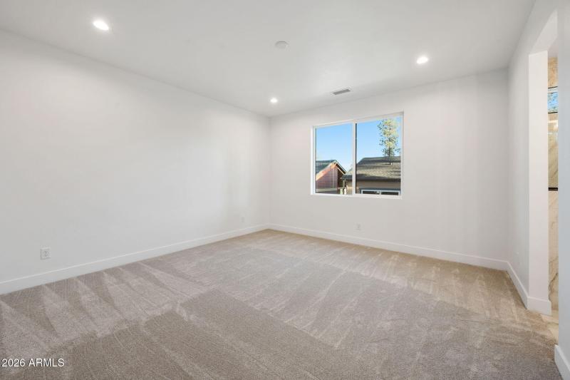 26-Primary Bedroom (1) (1)