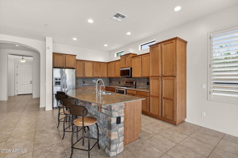 12-web-or-mls-54- N Channing