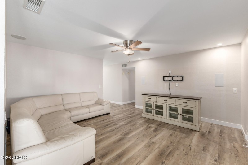 Family Room – Spacious with ceiling fan
