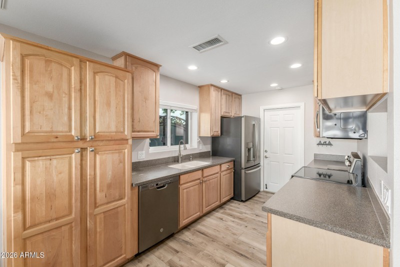 Kitchen – Galley layout with ample cabin
