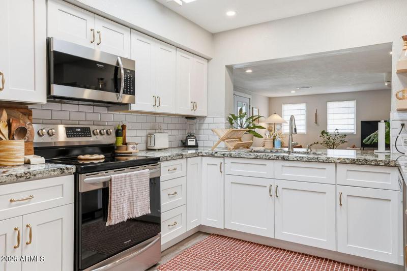 28-web-or-mls-3202 N Emerson St Chandler