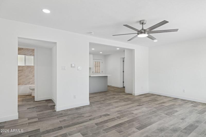 5-web-or-mls-4144-n-36th-st