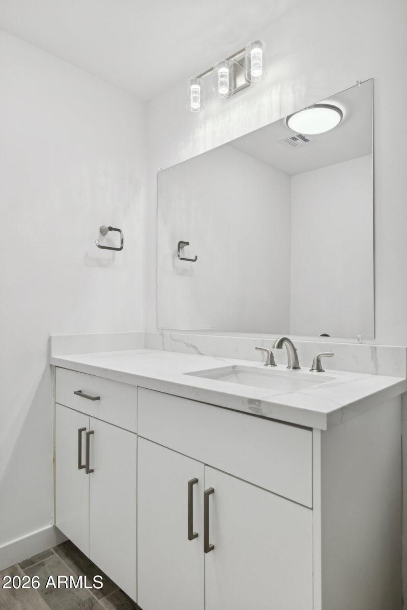 16-web-or-mls-4144-n-36th-st