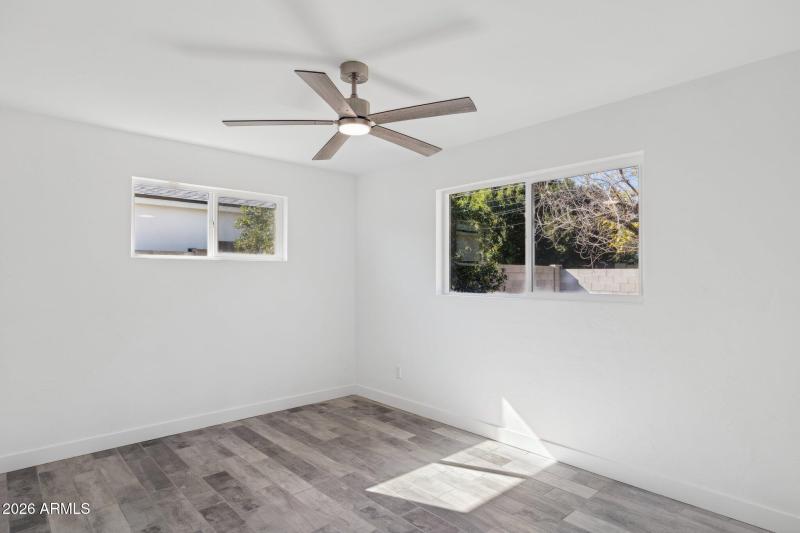 18-web-or-mls-4144-n-36th-st