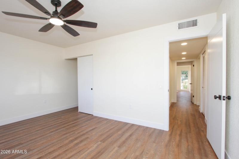 10729 W Amber Trl-26