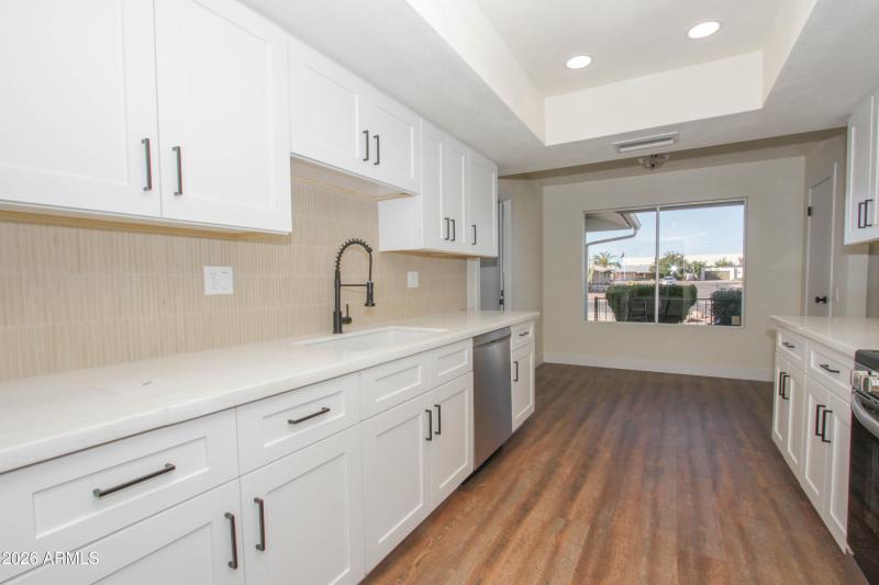 10729 W Amber Trl-41