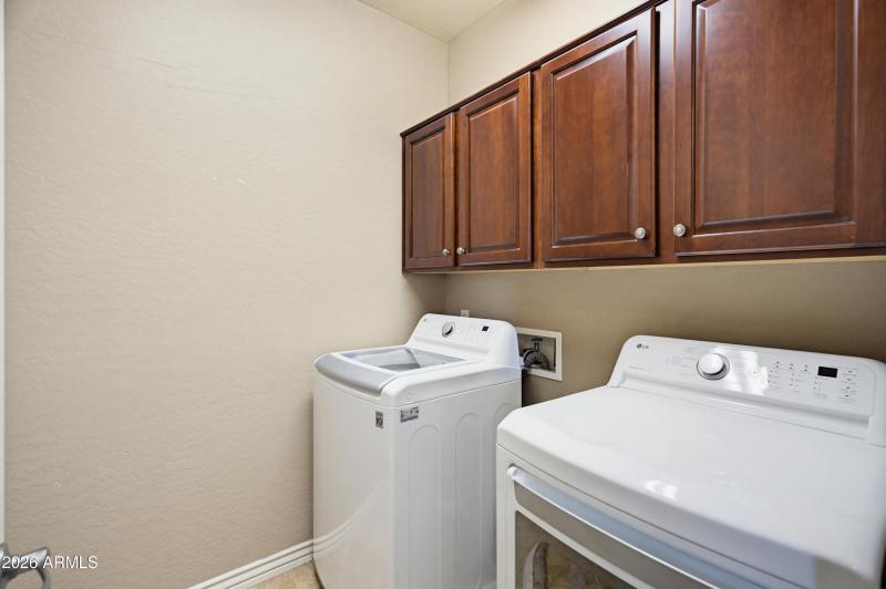 4708 E County Down Dr-2