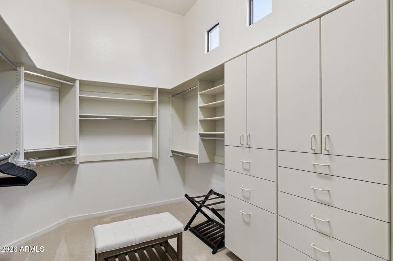 24-web-or-mls-34748-n-93rd-pl