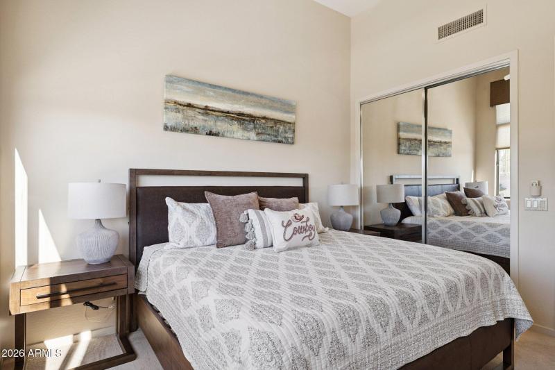 26-web-or-mls-34748-n-93rd-pl