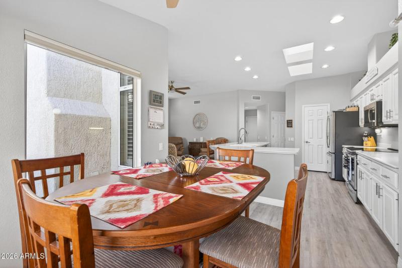 Breakfast Nook toward kitchen