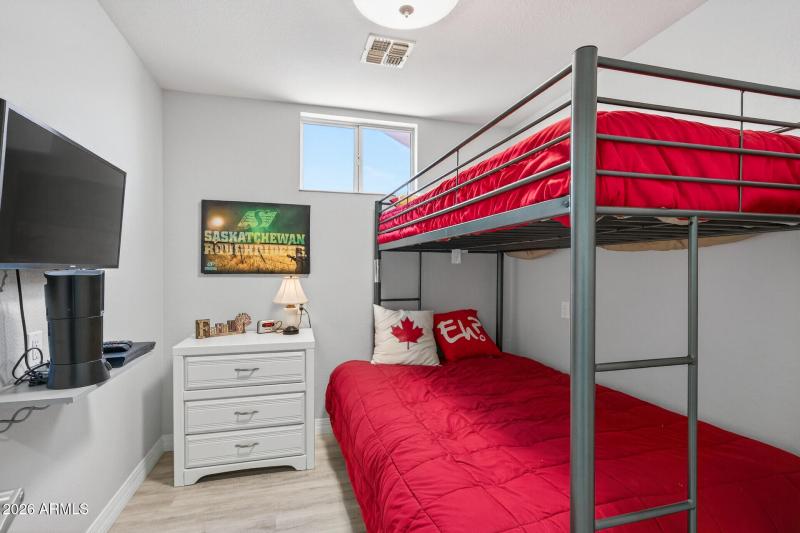 Potential 3rd bedroom or craft room